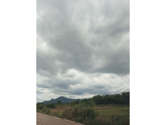 ขายที่ดินโฉนดครุฑแดง2ไร่ไร่ละ450,000โฉนดพร้อมโอนติดถนนคอนกรีตบรรยากาศดีเงียบสงบมองเห็นภูเขาชัดเจนโทร065-3811164กิต