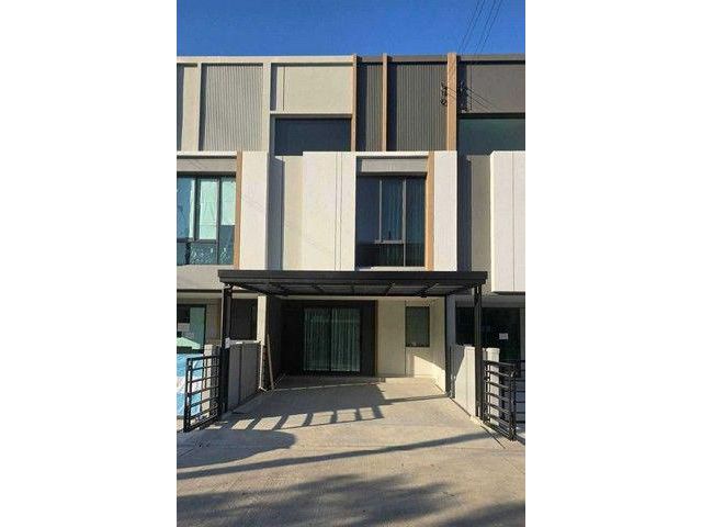 ให้เช่าทาวน์โฮมพลีโน่ สุขุมวิท–บางนา 4 (Pleno Mega Chic) พร้อมอยู่ โครงการ Pleno Sukhumvit-Bangna 4 ตำบลบางแก้ว บางพลี,ส