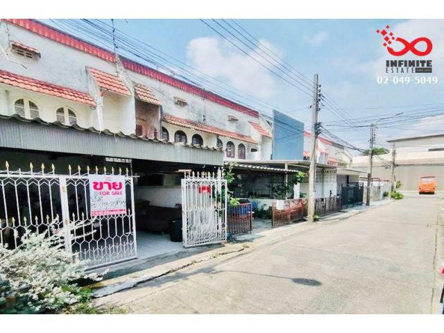 ขายทาวน์เฮ้าส์ 2 ชั้น ถนนพระราม 9 เทียมร่วมมิตร หมู่บ้านวิจิตรชัย ใกล้ MRT พระราม 9 ทางด่วนศรีรัช