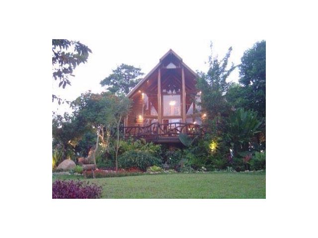 ขายบ้านสวนภายในรีสอร์ต 1 ไร่ 2 งาน สันกำแพง เชียงใหม่