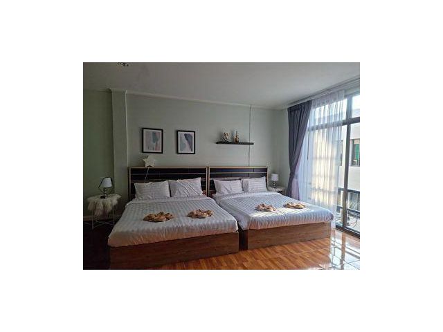Sale and Rent Town House 3.5 Storey 2 Beds 2 Baths Sukhumvit44