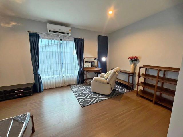 ให้เช่า ทาวน์โฮม 3 ชั้น โครงการ Plex Residence เกษตร-นวมินทร์ ขนาด 20 ตารางวา 2 ห้องนอน แขวงนวมินทร์ เขตบึงกุ่ม กรุงเทพ