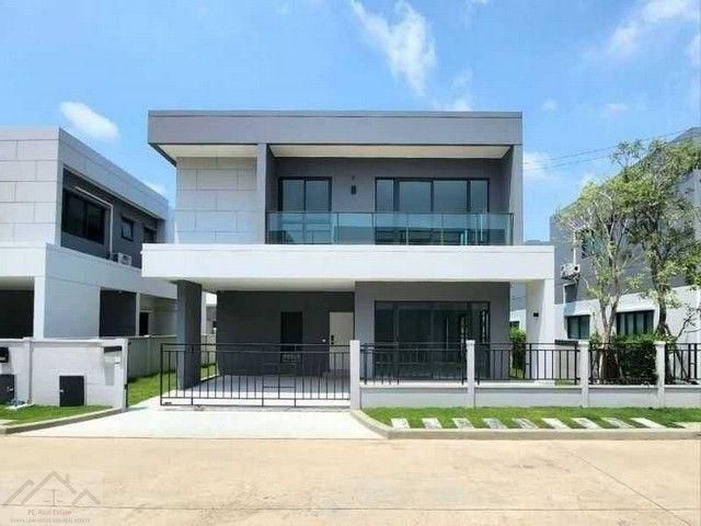 ขายบ้านเดี่ยวใหม่ 2 ชั้น 4 ห้องนอน โครงการ Centro บางนา พร้อมเฟอร์นิเจอร์ ใกล้เมกะบางนา