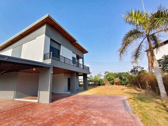 ขายบ้านเดี่ยวหลังใหญ่บ้านบึงชลบุรี ใกล้ถนน 344 ขนาดที่ดิน 1 ไร่ 35 ตร.วา (435 ตร.ว.) บ้านหัวมุม ราคาเพียง 7.9 ล้านบาท