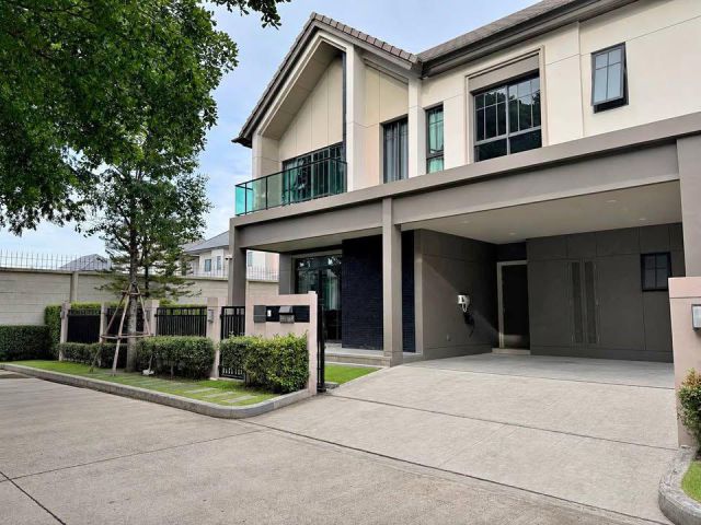 For Rent บางกอก บูเลอวาร์ด สาทร-ปิ่นเกล้า 2 Boulevard Sathorn–Pinklao 2 • ที่ดิน 63.7 ตร.วา • พื้นที่ใช้สอย 248 ตร.ม.