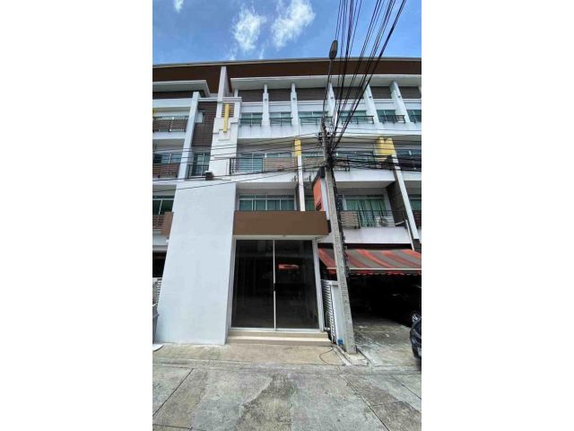 CM56 ให้เช่าโฮมออฟฟิศ (Home Office) 4 ชั้น ย่านลาดพร้าว – Biztown Ladprao