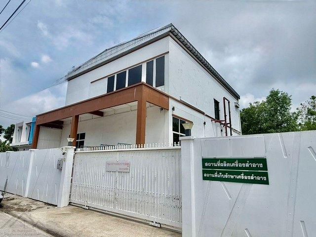 ให้เช่าด่วน โรงงานผลิตเครื่องสำอาง-อาหาร พร้อมใช้ มาตรฐาน GMP อุปกรณ์ครบ ใบอนุญาตพร้อม ทำเลลาดกระบัง ใกล้สุวรรณภูมิ