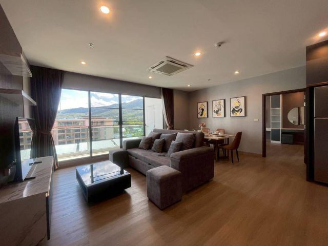 For Rent 3 bedroom Mountain View condo close to Maya Mall, Nimmanhemin road, Chiang Mai University. (Touch hill elegant