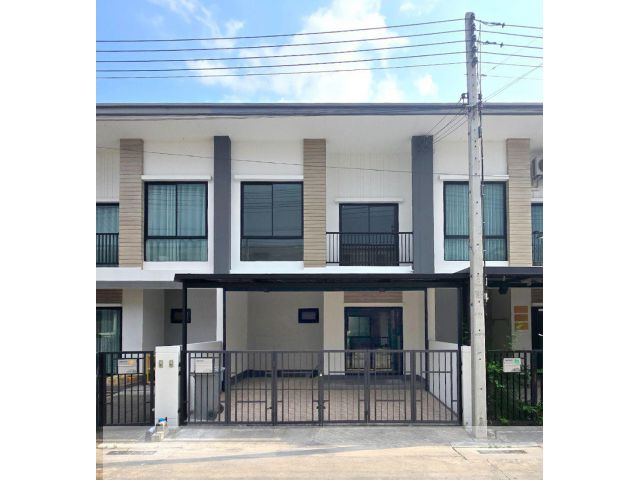 ขายทาวน์โฮมรีโนเวทใหม่ หมู่บ้านยูนิโอทาวน์ ลำลูกกา คลอง 4 ปทุมธานี