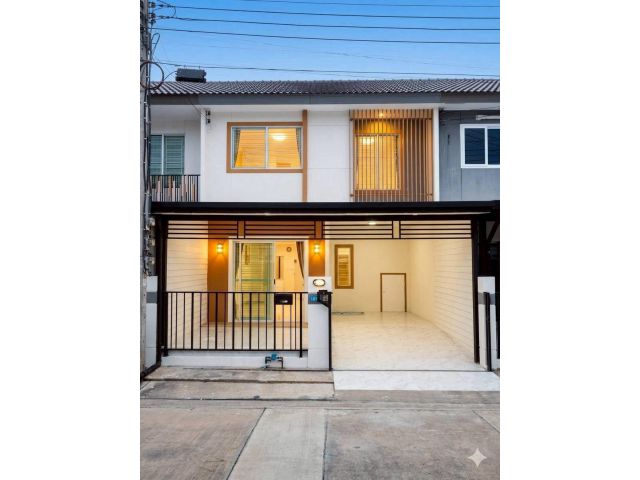 หมู่บ้านพฤกษา95/2 ปิ่นเกล้า-วงแหวน ซอยกันตนาบางใหญ่ ทาวน์โฮม 2 ชั้น ตกแต่งใหม่พร้อมเฟอร์นิเจอร์