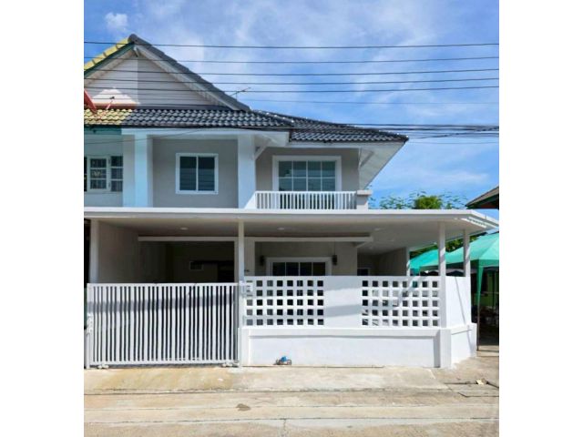 หมู่บ้านพฤกษา3 ริมคลอง 3 ถนนวัดลาดปลาดุก บางบัวทอง ทาวน์เฮาส์ 2 ชั้น หลังมุม ตกแต่งใหม่พร้อมอยู่ มีพื้นที่ด้านข้าง