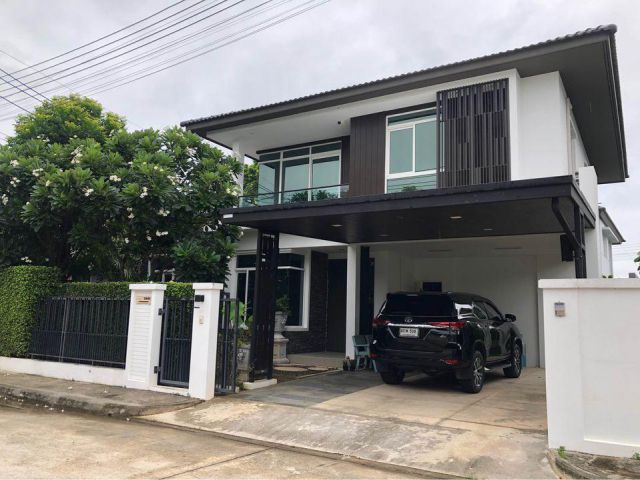 H483-Sale with tenant, 4bedrooms, 79sqw, Serene Lake, Chiang Mai, Mueang Chiang Mai, Suthep