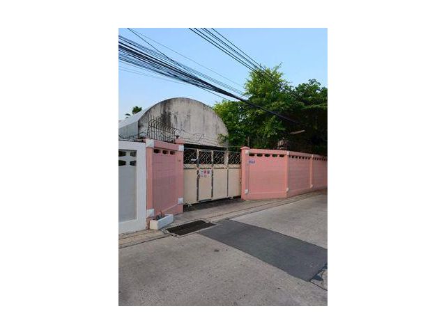 ขาย บ้านจรัญสนิทวงศ์ 75 71 พร้อมที่ดิน ขาย ที่ดินจรัญสนิทวงศ์ 75 71 พร้อมสิ่งปลูกสร้าง 164 ตารางวา บ้านเดี่ยวชั้นเดียว