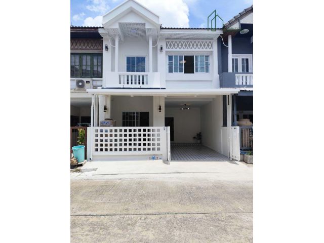 บ้านพร้อมอยู่ ทำเลดี หมู่บ้านวรารักษ์ ถนนเลียบคลองสอง 27คลองสามวา ฟรีโอน