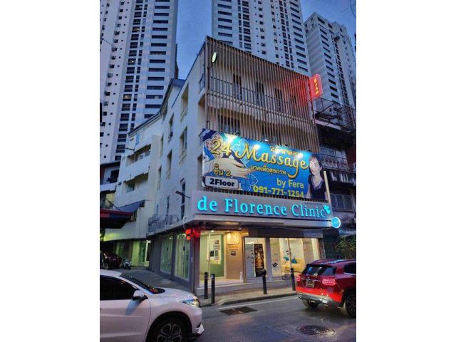 ให้เช่าพื้นที่ชั้น 5 พื้นที่ 150 ตรม. รีเนเวทใหม่ พร้อมลิฟท์ ใจกลางเมือง สุขุมวิท 22-24 ใกล้ BTS พร้อมพงษ์ และ MRT ศูนย์