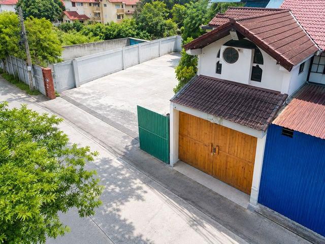 ถนนสุขุมวิท 62-68BTS อุดมสุข 390 ม. 56 ตร.ว. 7นอน 4น้ำ 300ตรม บ้าน 2ชั้น AIRBNB โฮมออฟฟิศ