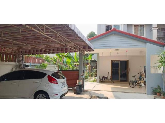 ขายบ้านทำเลรถไฟฟ้าสายสีเหลือง #ลาดพร้าว101หมู่บ้านพิมพ์ทอง ขนาด 39 ตร.ว หลัง​ริม​ หน้ากว้าง9.8เมตร 2 ชั้น 2 นอน 2 น้ำ