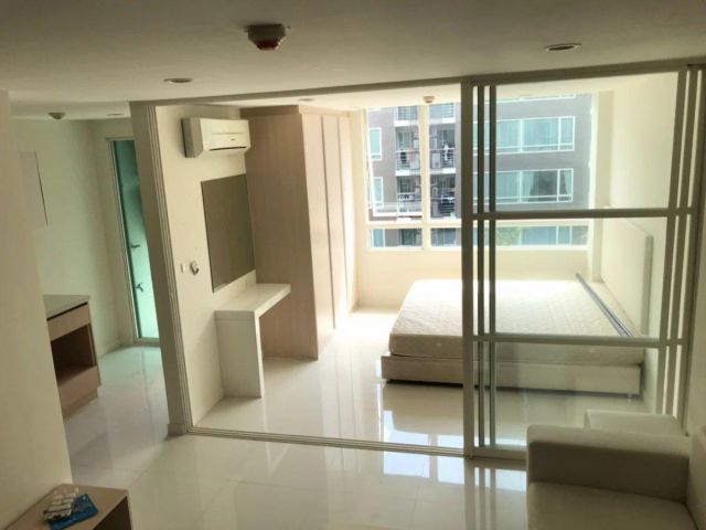 ขายคอนโดอิลีเม้นท์ ศรีนครินทร์ (Elements Srinakarin)