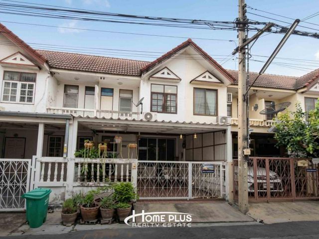 ทาวน์เฮ้าส์ 2 ชั้น หมู่บ้านอยู่เจริญ ซอยวิภาวดีรังสิต 37 แขวงสนามบิน