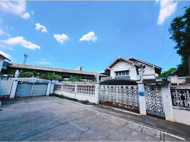 ขายบ้าน NPA ทำเลดีสุดๆ ซ.งามวงศ์วาน 23 ใกล้ทางด่วน