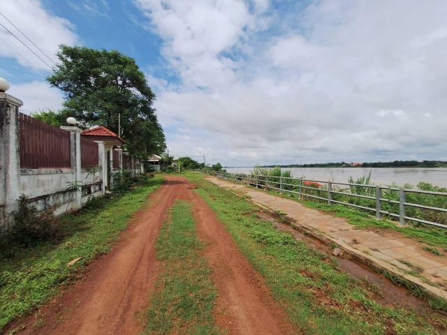 ที่ดินริมแม่น้ำโขงขนาด 3+ ไร่ ขาย อำเภอโพนพิสัย จังหวัดหนองคาย ประเทศไทย