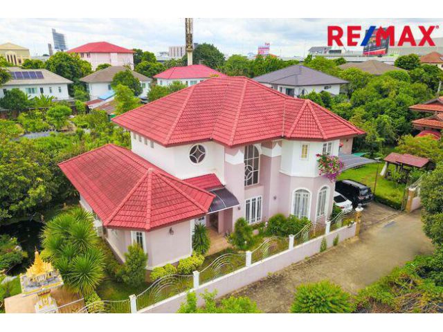 ขายบ้าน บางกรวย มหาสวัสดิ์ ใกล้ถนนราชพฤกษ์ ตรงข้ามเซ็นทรัล เวสต์วิลล์ 379 ตารางวา