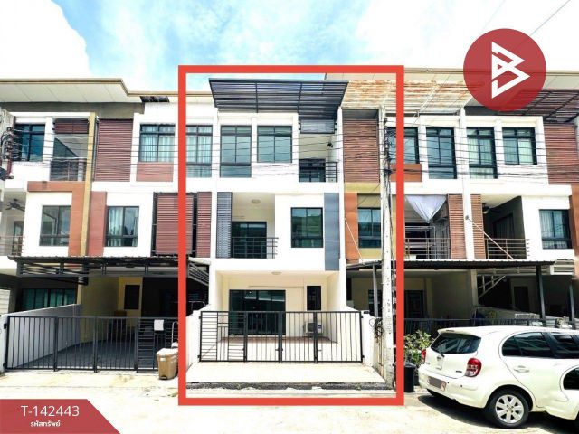 ขายทาวน์โฮม 3 ชั้น หมู่บ้านซิกเนเจอร์ เอกชัย-บางบอน รีโนเวทใหม่ พร้อมอยู่