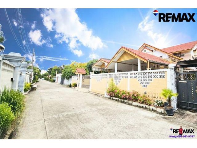 ขาย บ้านเดี่ยวสร้างกับ โมเดิร์นโฮม มีแปลนบ้าน 128 ตร.วา เอกชัย 10/1 บ้านหลังใหญ่ สภาพดี ขายเพียง 6.45 ล้านบาท เข้าซอยเพียง 500 ม. เดินทางสะดวก