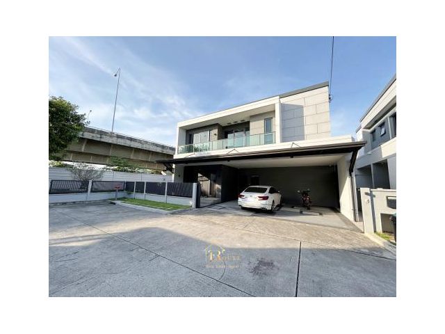 ขาย CENTRO ดอนเมือง – แจ้งวัฒนะ แปลงมุม ขนาด 83.5 ตร.ว. ตกแต่งใหม่ แถมเฟอร์นิเจอร์ให้ทั้งหลัง ใกล้ทางด่วน ด่านศรีสมาน