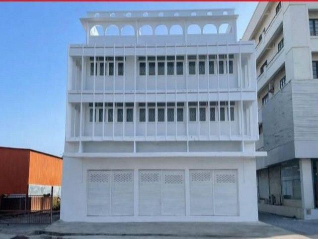 ให้เช่าอาคารพาณิชย์ 3 ชั้น 3 คูหา 840 ตร.ม. พร้อมดาดฟ้า ถนนเทพารักษ์ ปรับปรุงใหม่ ใกล้ MRT สถานีทิพวัล เหมาะทำออฟฟิศ คลิ