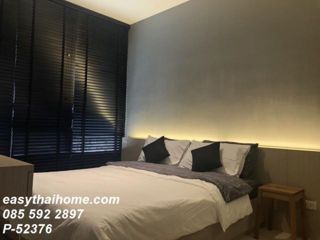 P-52376 เช่าด่วนห้องสวย The Lofts Ekkamai ใกล้ Gateway และ BTS เอกมัย เพียง 330 เมตร Line: @easythaihome 085-592-2897