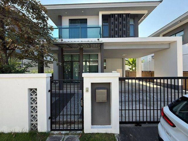 ให้เช่าบ้านเดี่ยว 2 ชั้น 55 ตรว. 4 ห้องนอน โครงการเศรษฐสิริ พัฒนาการ Setthasiri Pattanakarn รีโนเวทใหม่ พร้อมเข้าอยู่ ใก