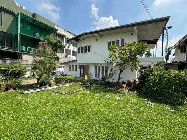 ให้เช่าบ้านเดี่ยว 150 ตรว. เอกมัย 28 สุขุมวิท 63 เหมาะทำธุรกิจ Home Office, Clinic, Wellness, Spa, ร้านกาแฟ, Workshop, โ