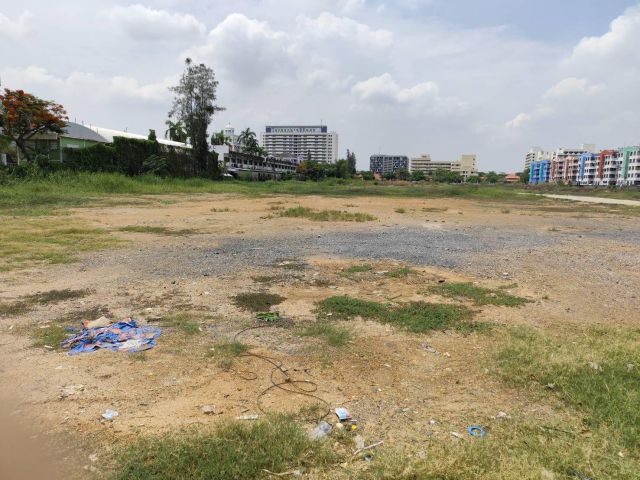 Selling large land very beautiful land with main road suitable big project Large land main road 13 Rais near Suvarnaphum