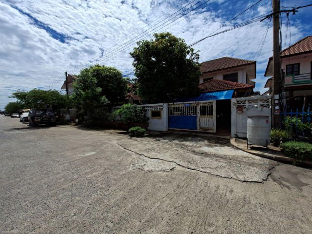 ขายบ้านเดี่ยว 2 ชั้น 55 ตร.ว. หมู่บ้านพรธิสาร6 รังสิต-คลอง7 ถนนรังสิต-นครนายก หนองเสือ ปทุมธานี