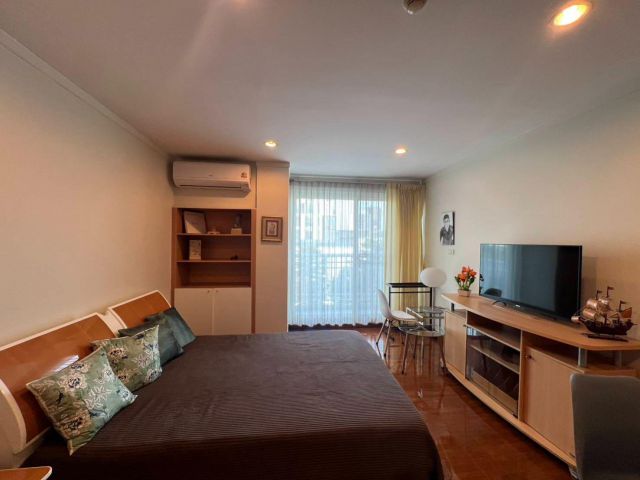 For Sale Condo Baan Siri Sathorn Suanplu (S15-8455)