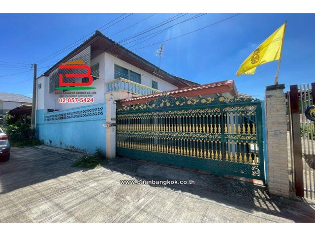 บ้านเดี่ยว 2 ชั้น เนื้อที่ 40.5 ตร.ว. ชุมชนอนันต์สุขสันต์ (ซอยรามอินทรา 5 แยก 77) ถนนเทพรักษ์ แขวงท่าแร้ง เขตบางเขน