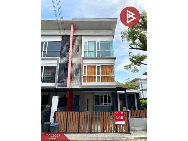 ขายทาวน์เฮ้าส์หลังมุม รีโนเวทสวยพร้อมเฟอร์ หมู่บ้านดิไอบ็อกซ์ เกษตรนวมินทร์ ใกล้ถนนใหญ่ บึงกุ่ม กรุงเทพมหานคร