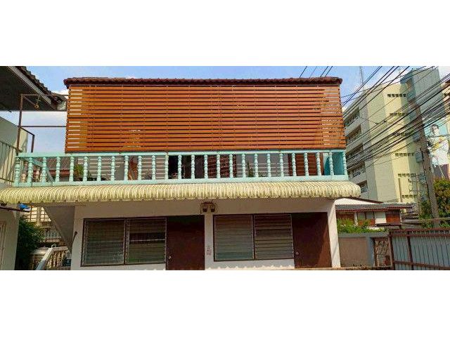 ขายบ้านพร้อมที่ดิน 96 ตร.ว. ทำเลศักยภาพ ประชาชื่น 4 แยก 1-2 ใกล้สถานีกลางกรุงเทพอภิวัฒน์ เขตบางซื่อ,กรุงเทพมหานคร