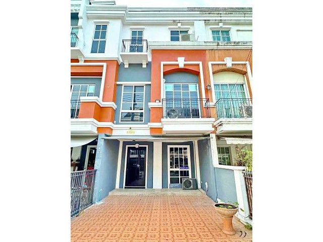 ทาวน์โฮม 3-5ชั้น 5 สเต็ป รัชดา-รามอินทรา เดอะวอล์ค เกษตร-นวมินทร์ 1.3 กม. รีโนเวทใหม่ทั้งหลัง 3-4 นอนแยกนวลจันทร์26-34 ร