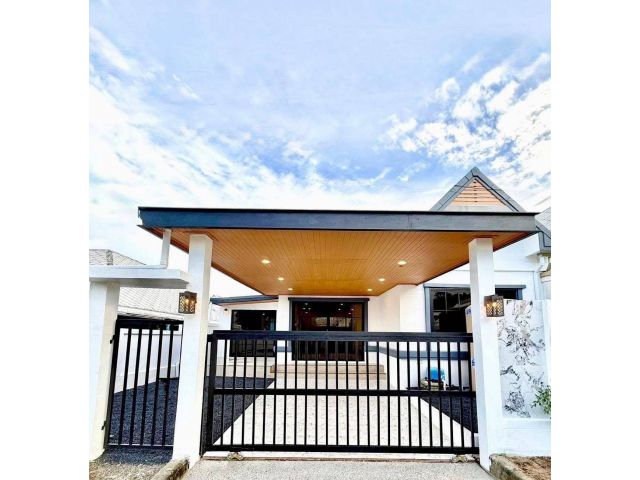 ขายถูกมาก!! บ้านแฝดชั้นเดียว ม.พร้อมพันธ์ ป่าคลอก อ.ถลาง จ.ภูเก็ต ใกล้โรบินสันถลาง ท่าเทียบเรือบางโรง