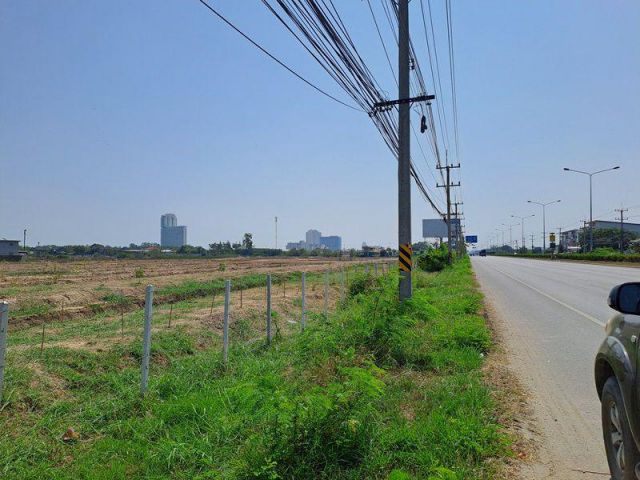ขายที่โฉนด 2 แปลง รวม 20 – 2 – 35 ไร่ ติดถนนทางหลวงหมายเลข 4 ขาล่องใต้