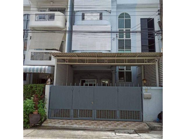 329AGKIถูกที่สุดในย่านนี้! ทาวน์โฮม 3 ชั้น   ทาวน์โฮม 3 ชั้น ซอยประดิษฐ์มนูธรรม
