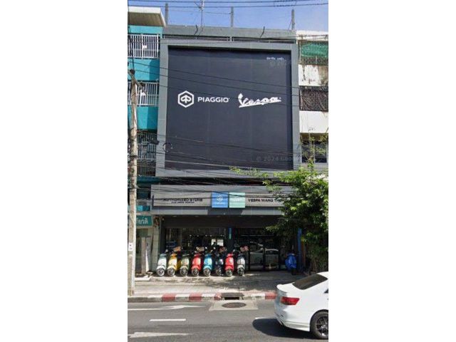 ให้เช่าอาคารพาณิชย์ 4.5 ชั้น 2 คูหาทะลุกัน ทาวน์อินทาวน์ รามคำแหง 39 ติดถนนศรีวรา ทำเลเด่น มองเห็นง่าย เหมาะสำหรับธุรกิจ