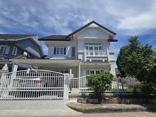 2385 ให้เช่า บ้าน พาร์คเวย์ ชาเล่ต์ รามคำแหง กรุงเทพ ชั้นที่ 1 35000 บาทต่อเดือน