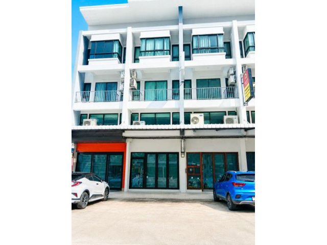 เพชรเกษม กัลปพฤกษ์ บางแค อาคารพาณิชย์ 3.5 ชั้น 5 นอน 8แอร์ เทอดไท 3 น้ำ MRT บางแค 1.0 กม.