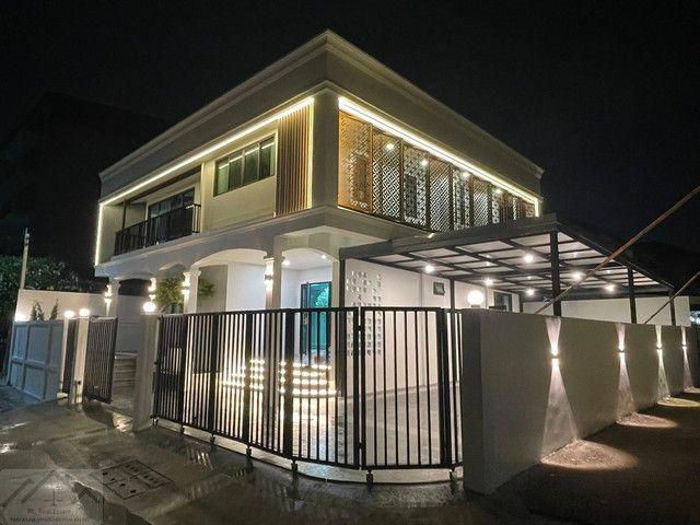 T26-557 ขาย บ้าน - ห้องนอน 3 ห้อง ห้องน้ำ 3 ห้อง 10500000 บาท