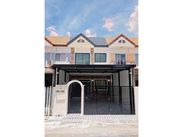 หมู่บ้าน ณ นนท์  (ต้นซอยวัดลาดปลาดุก) ทาวน์เฮาส์  2 ชั้น บ้านตกแต่งสวยพร้อมอยู่  ต่อเติมครัวและโรงรถ