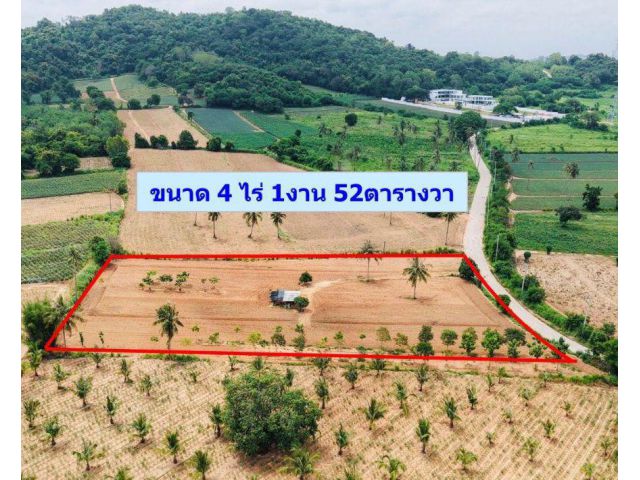 ขายที่ดินโป่ง 4 ไร่ ติดถนนคอนกรีต ใกล้โรงเรียนนานาชาติรักบี้-2กม. อ.บางละมุง จ.ชลบุรี