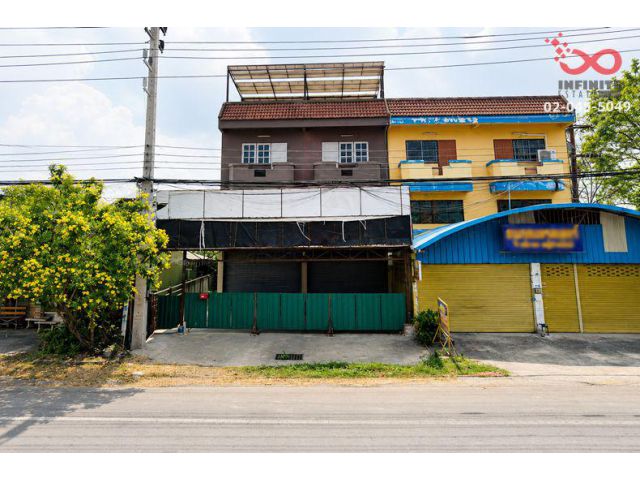 ขายอาคารพาณิชย์ 2 คูหา 2.5 ชั้น 54.7 ตร.ว. ถนนสุวรรณศร ตำบลโคกไม้ลาย ปราจีนบุรี